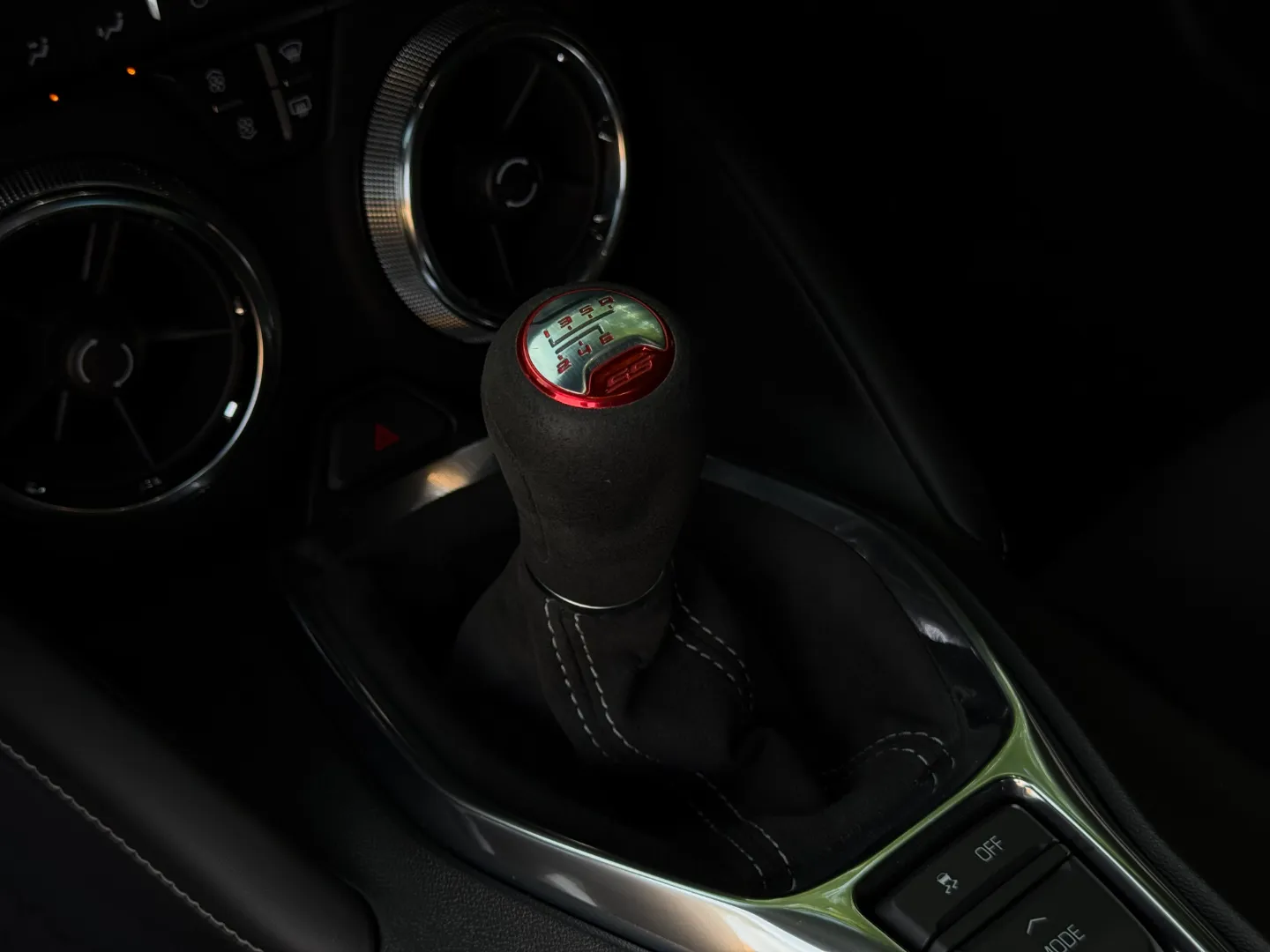 Chevrolet Camaro SS 2SS 1LE Performance Package — photo 53