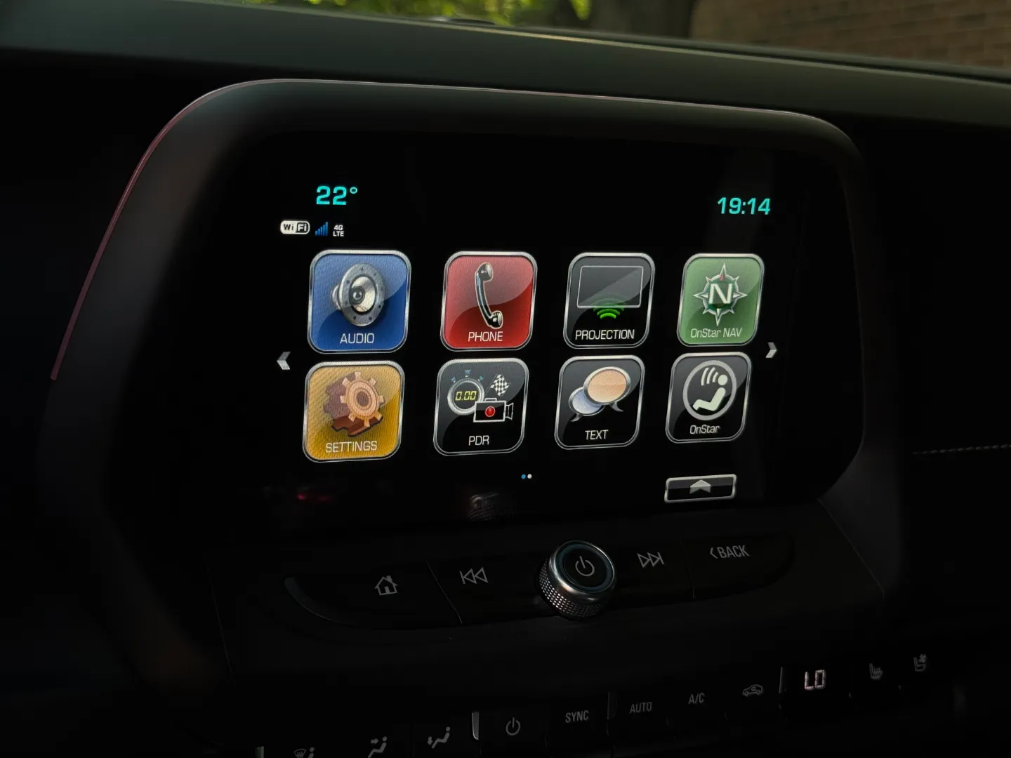 Chevrolet Camaro SS 2SS 1LE Performance Package — photo 56