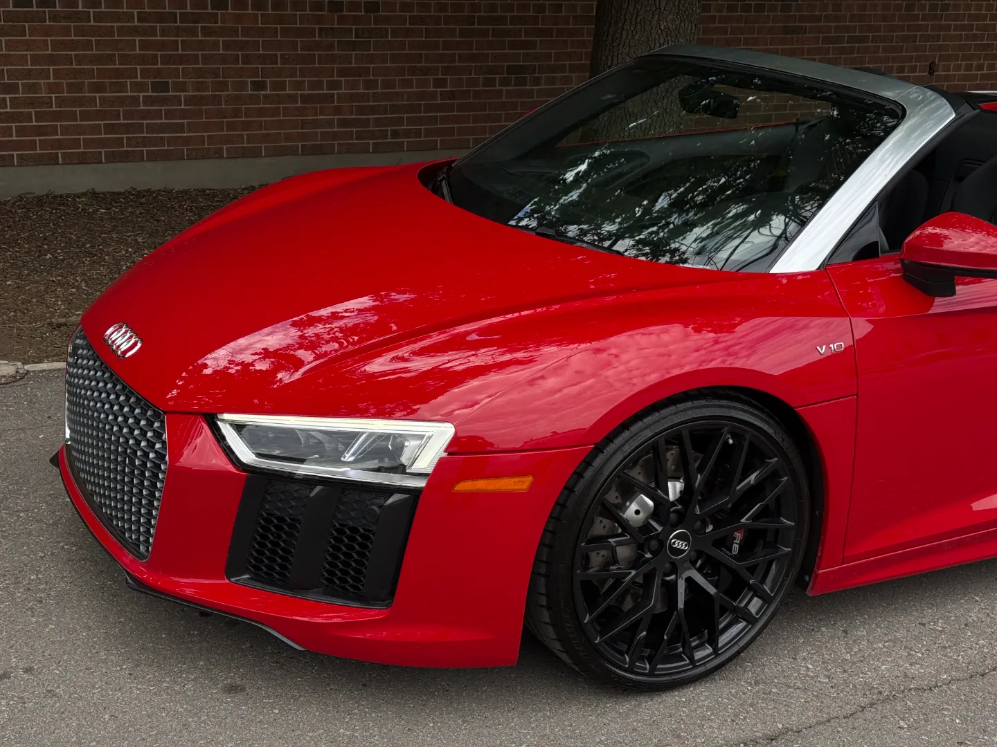 Audi R8 V10 Quattro Spyder — photo 6