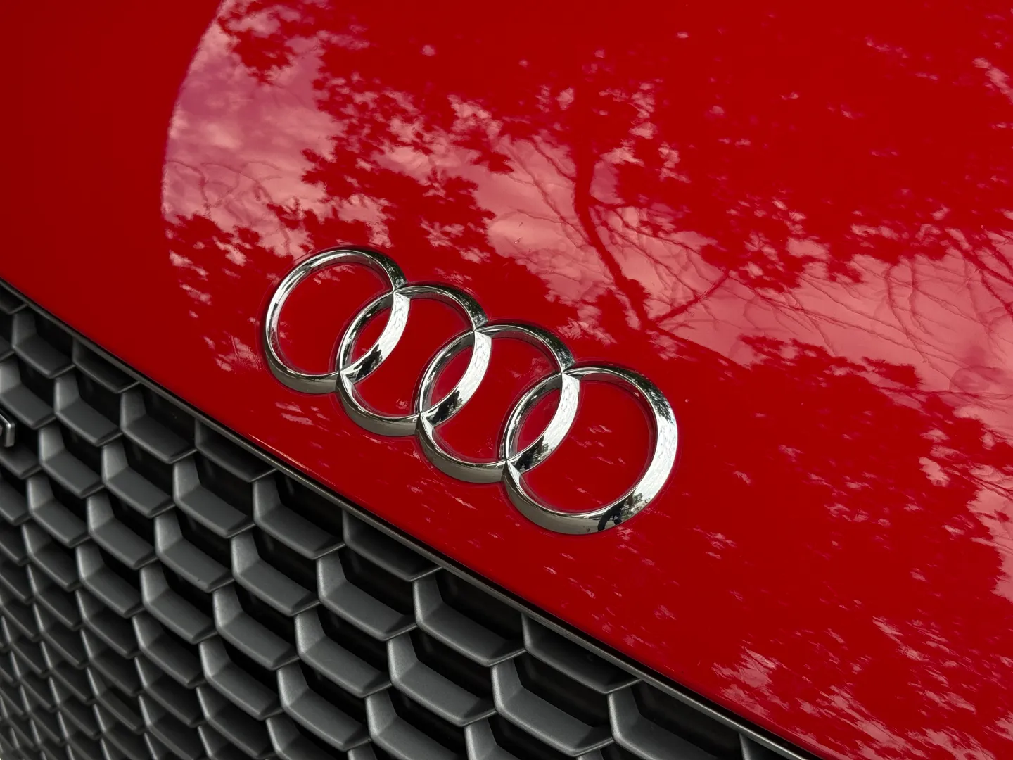 Audi R8 V10 Quattro Spyder — photo 9