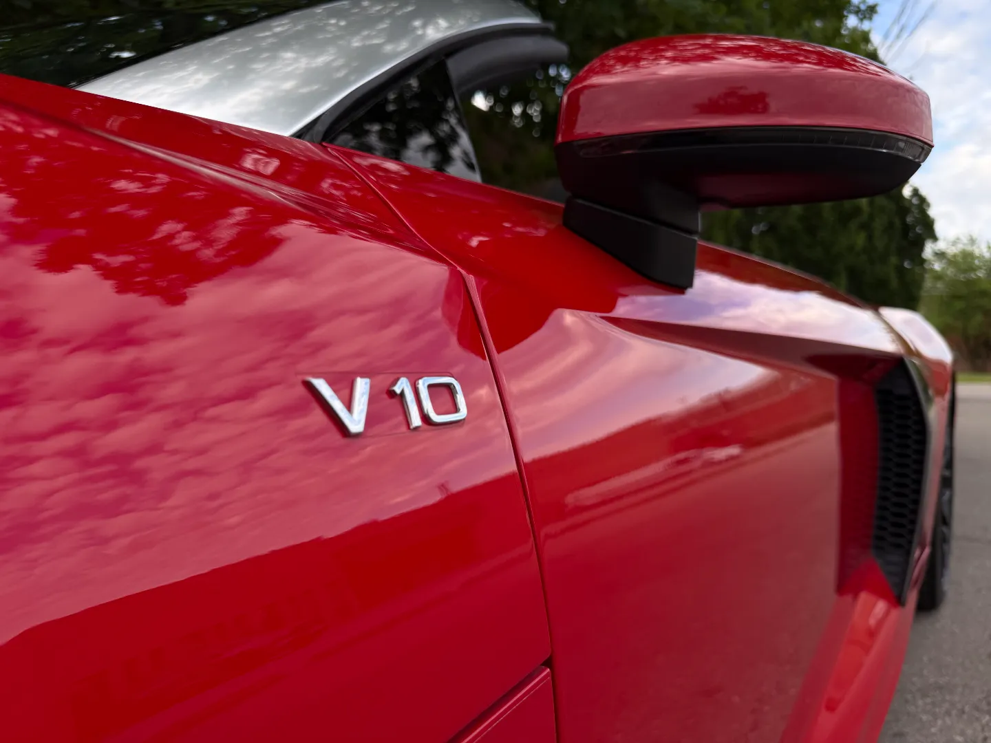 Audi R8 V10 Quattro Spyder — photo 20