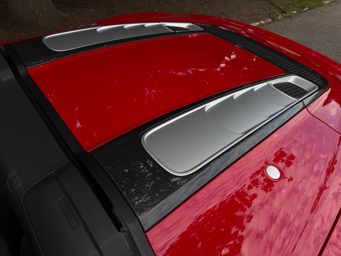Audi R8 V10 Quattro Spyder — photo 22