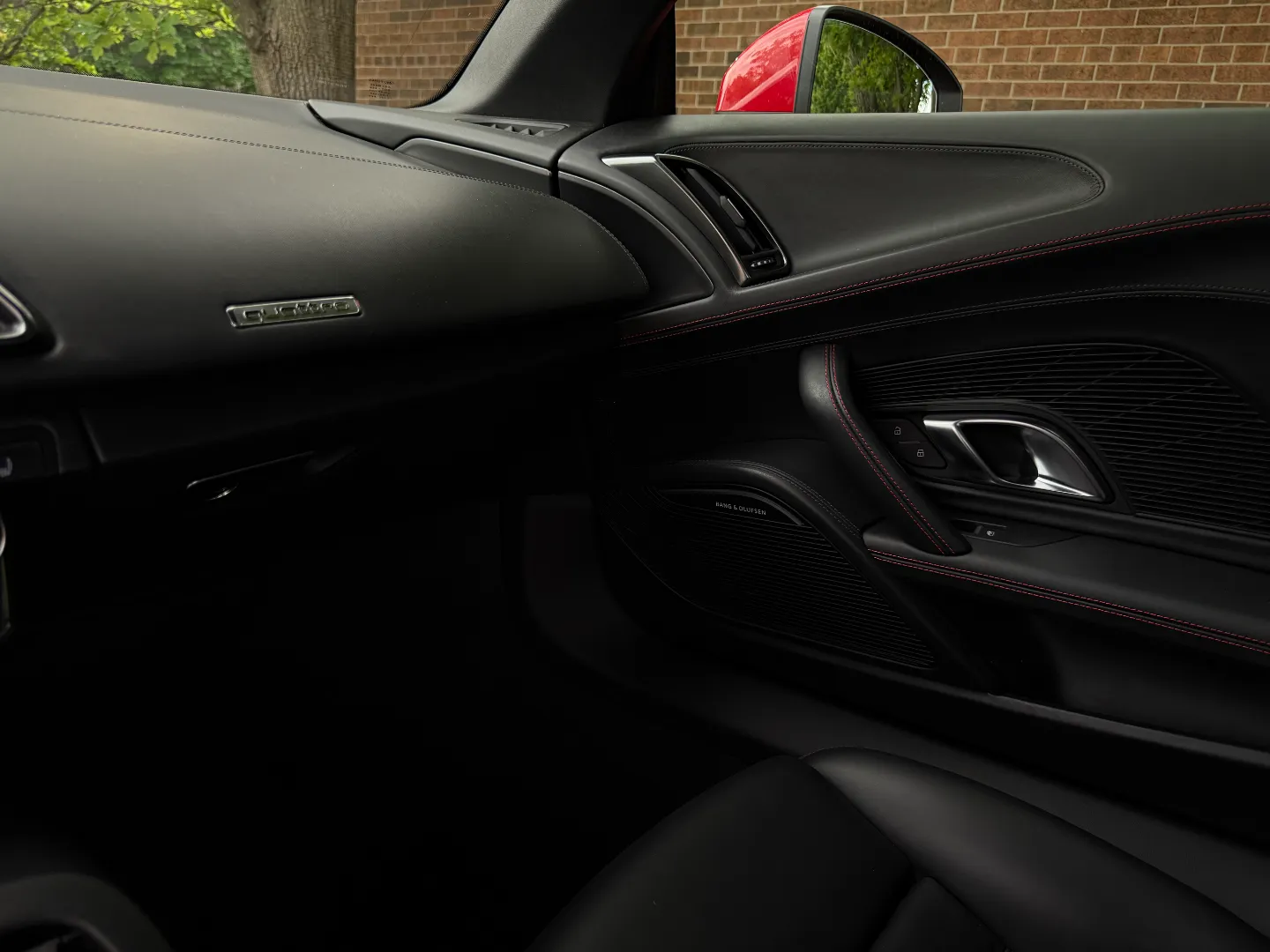 Audi R8 V10 Quattro Spyder — photo 59