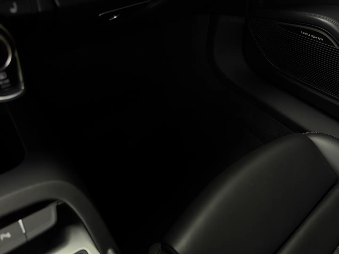 Audi R8 V10 Quattro Spyder — photo 62