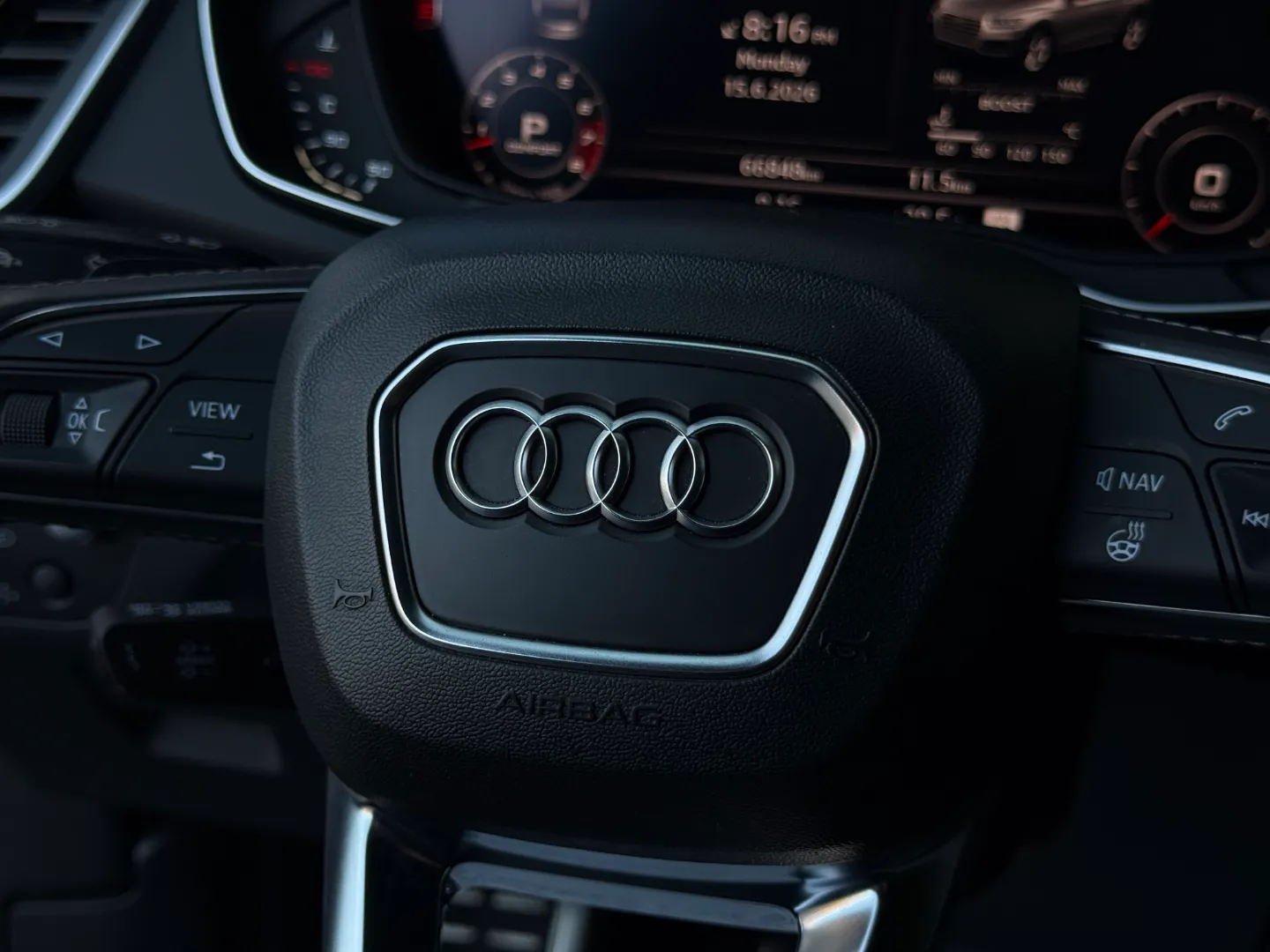 Audi SQ5 Technik Prestige  — photo 76
