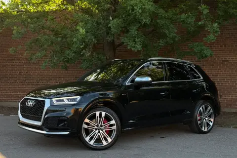 Cover image of 2018 AUDI SQ5