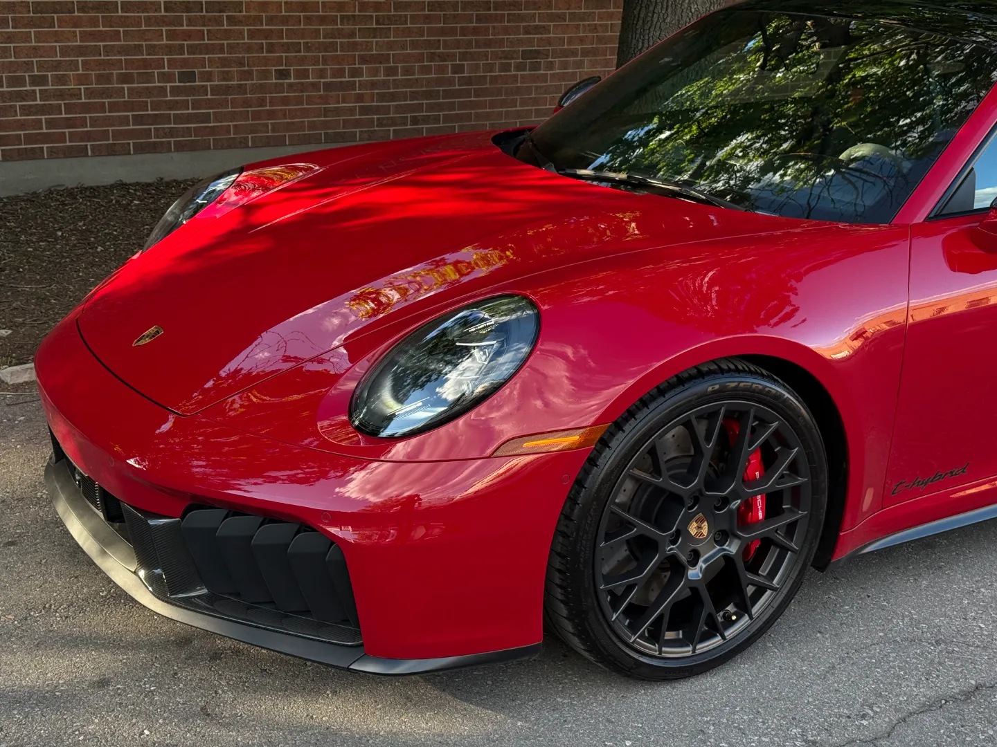 Porsche 911 Carrera 4 GTS Coupe — photo 6
