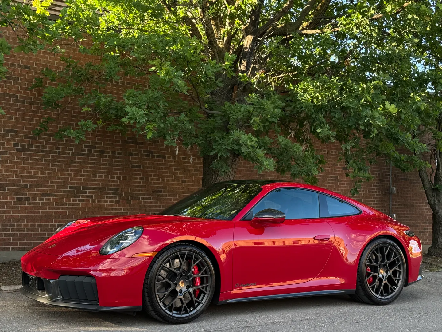 Porsche 911 Carrera 4 GTS Coupe — photo 11
