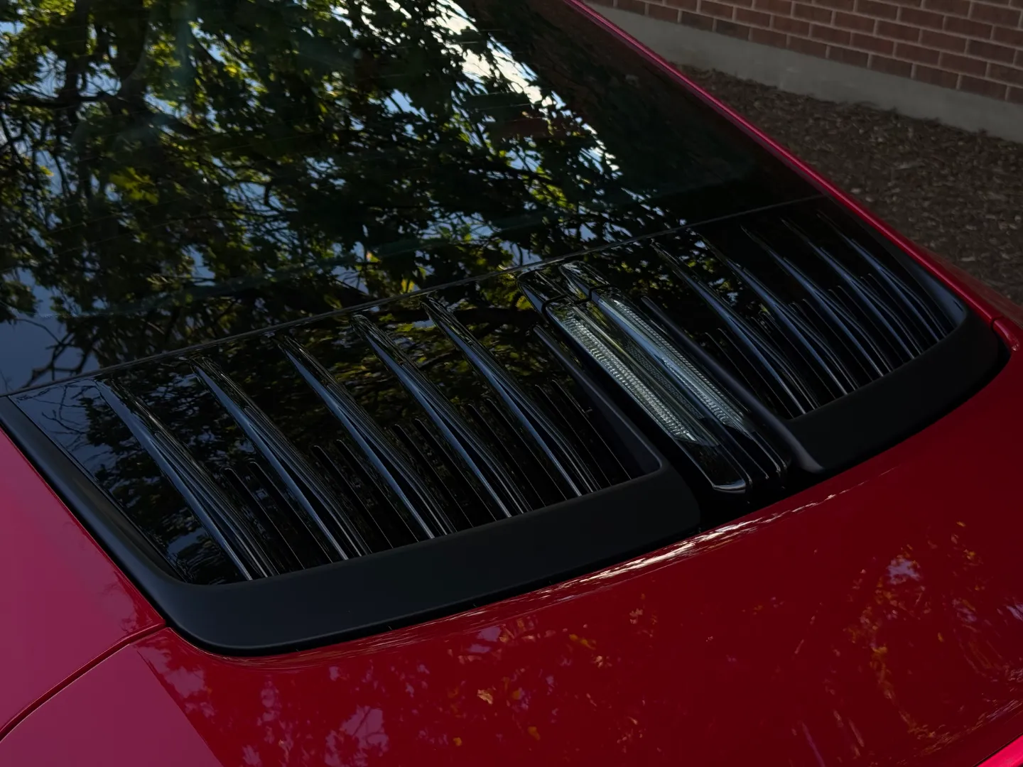 Porsche 911 Carrera 4 GTS Coupe — photo 33