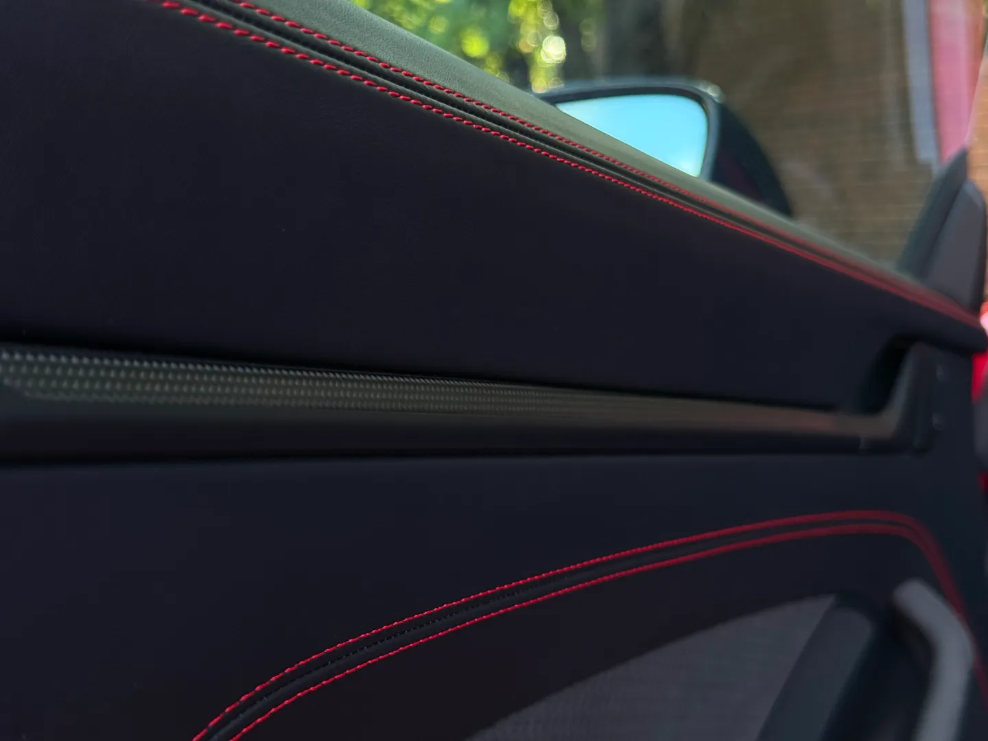 Porsche 911 Carrera 4 GTS Coupe — photo 45