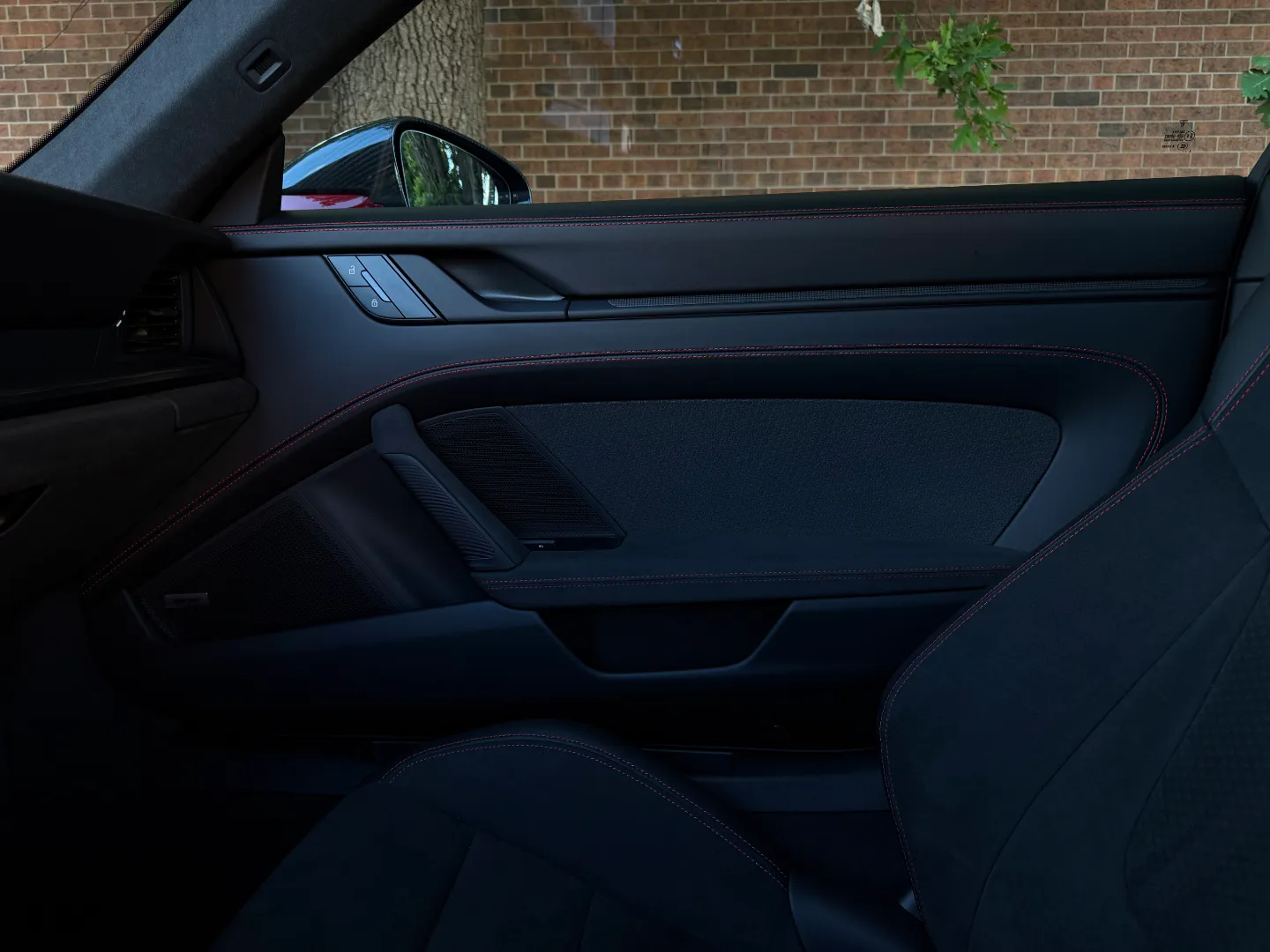 Porsche 911 Carrera 4 GTS Coupe — photo 69