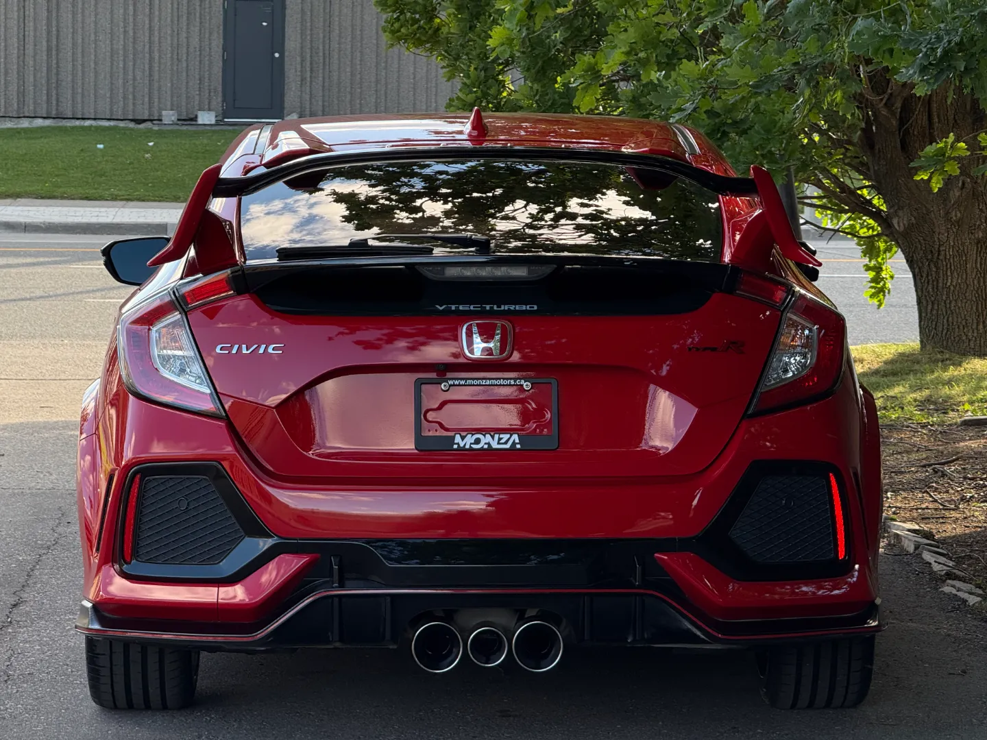 Honda Civic Type R — photo 24
