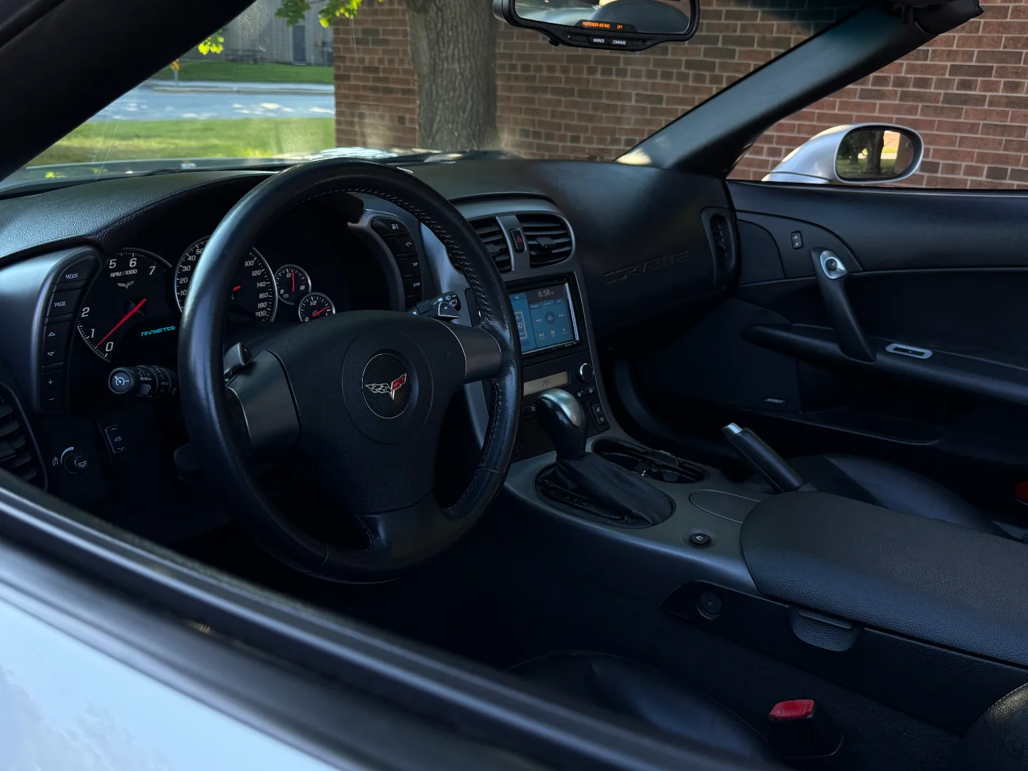 Chevrolet Corvette 3LT Convertible — photo 21