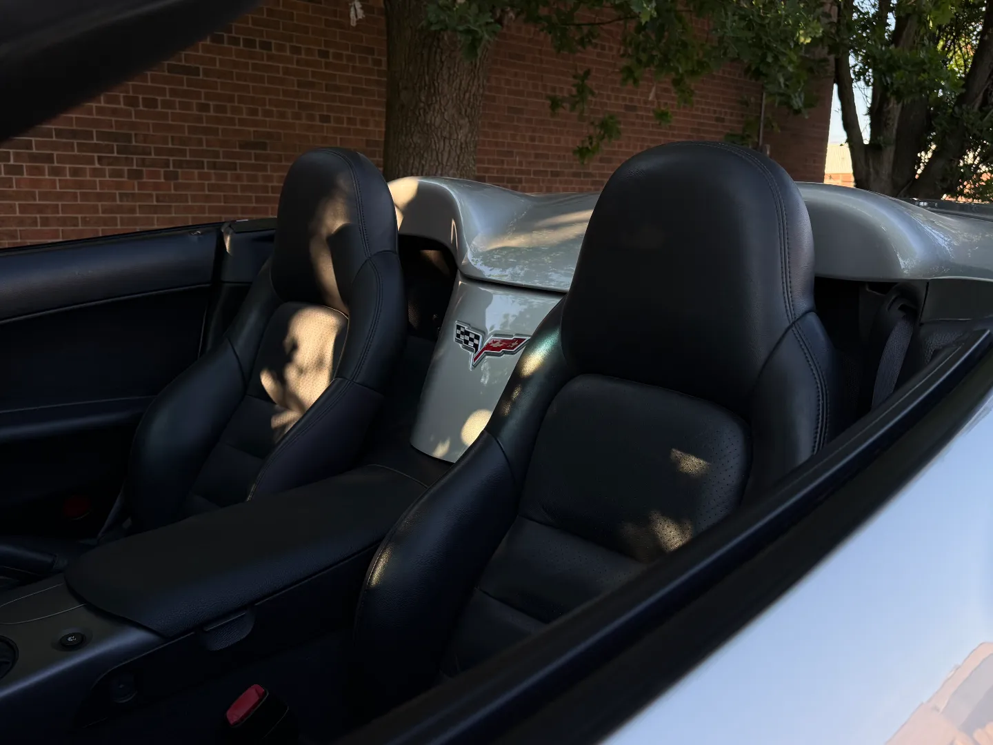 Chevrolet Corvette 3LT Convertible — photo 22