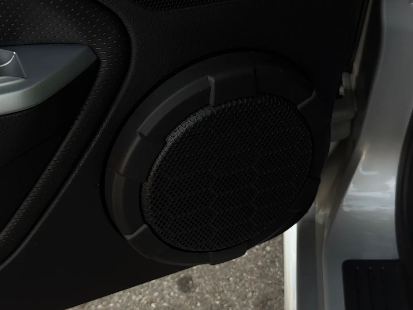 Ford Mustang Saleen S281 Scenic Roof Package Manual Coupe — photo 56