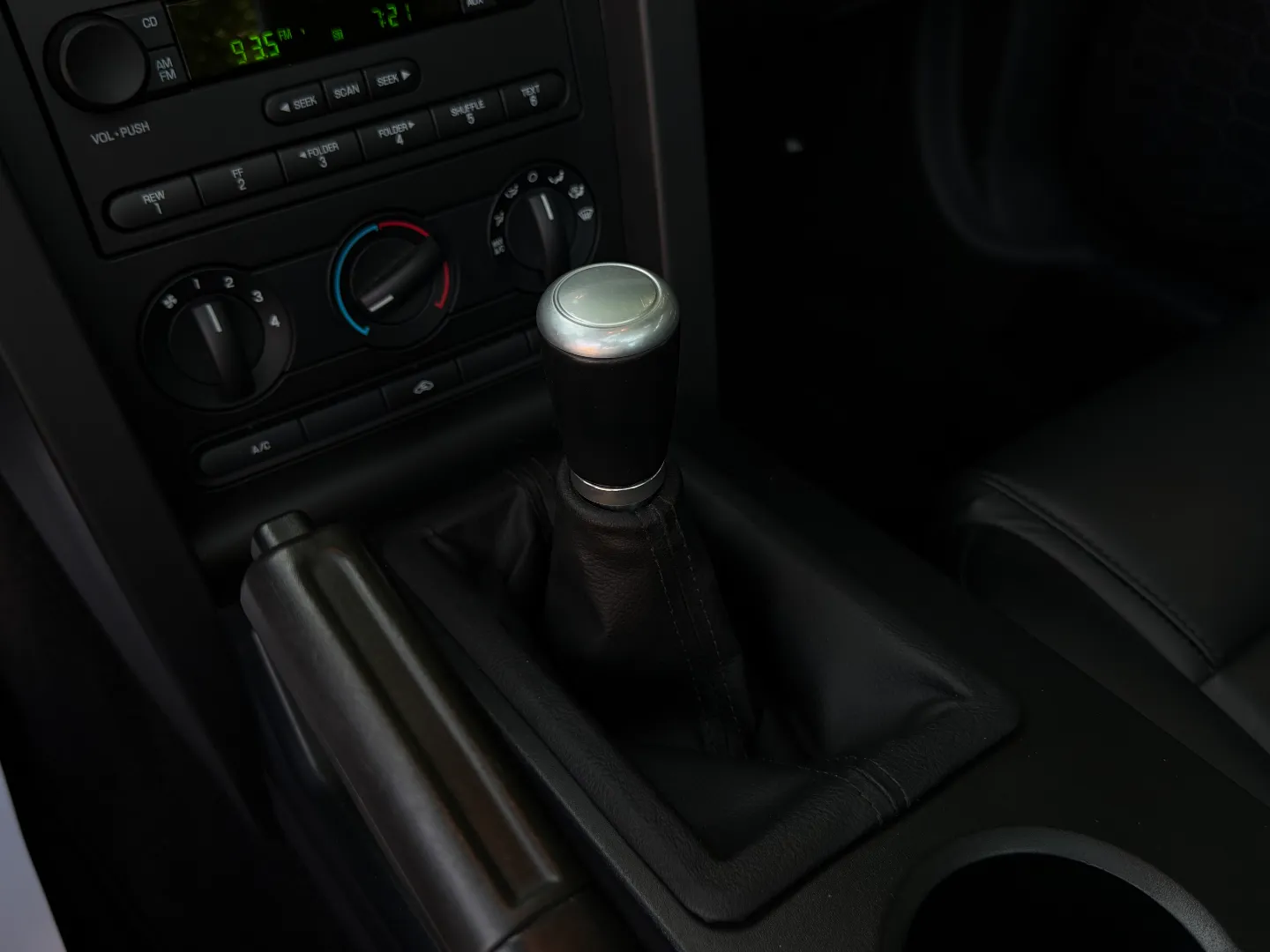 Ford Mustang Saleen S281 Scenic Roof Package Manual Coupe — photo 59