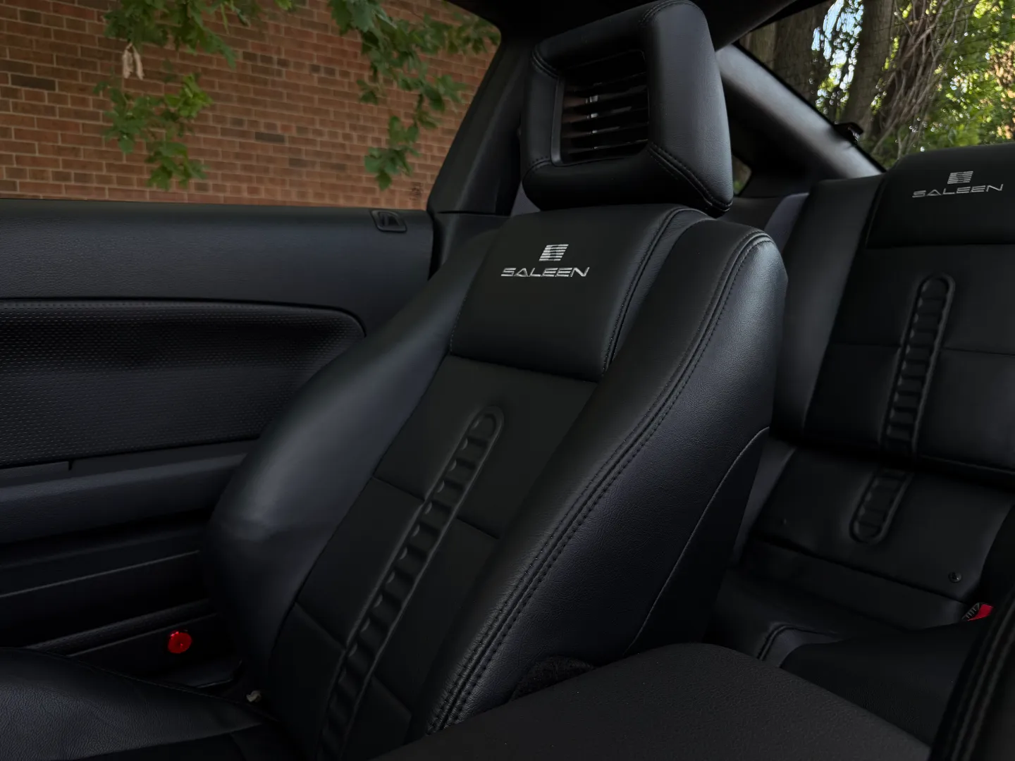 Ford Mustang Saleen S281 Scenic Roof Package Manual Coupe — photo 69