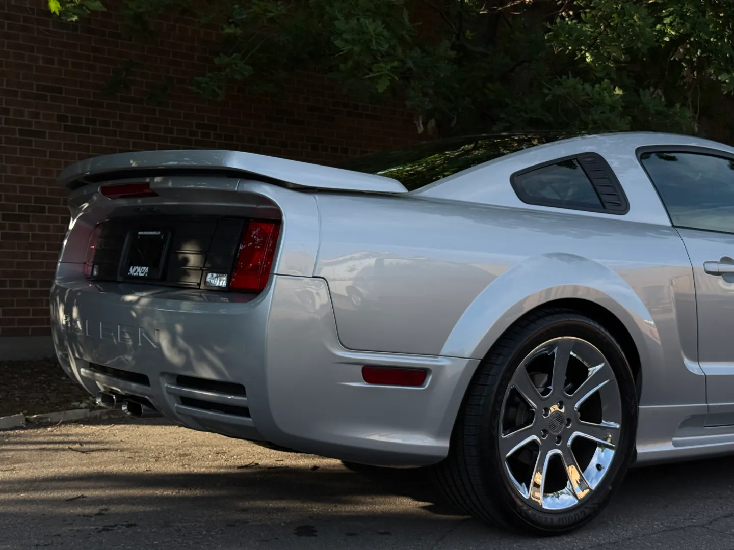Ford Mustang Saleen S281 Scenic Roof Package Manual Coupe — photo 87