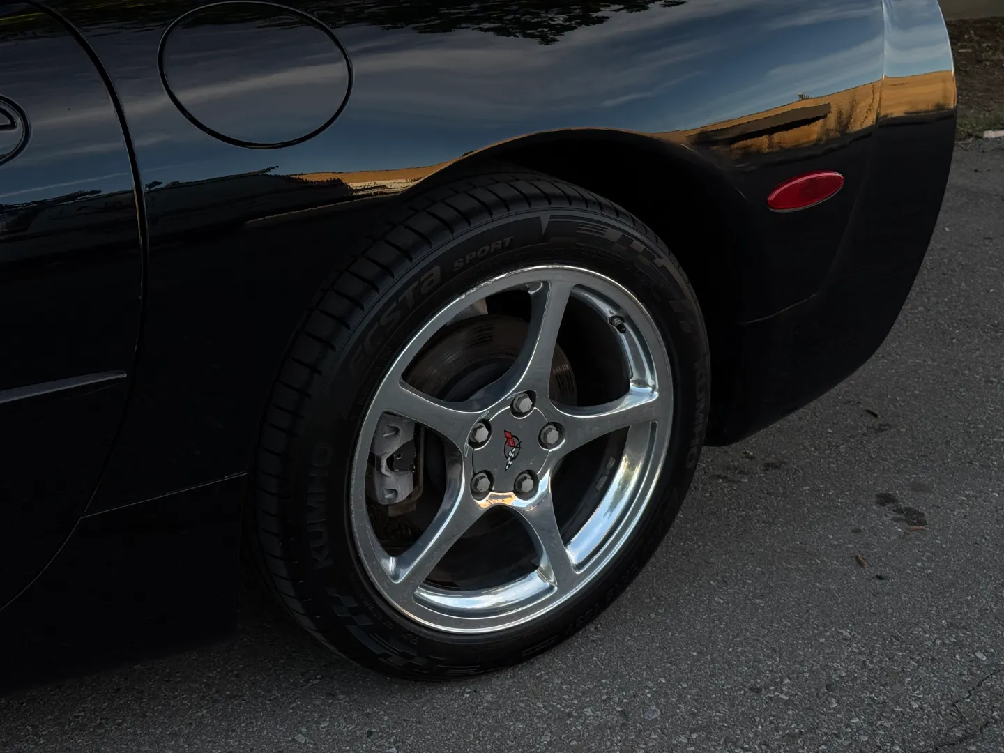Chevrolet Corvette Coupe Targa Top Automatic — photo 16