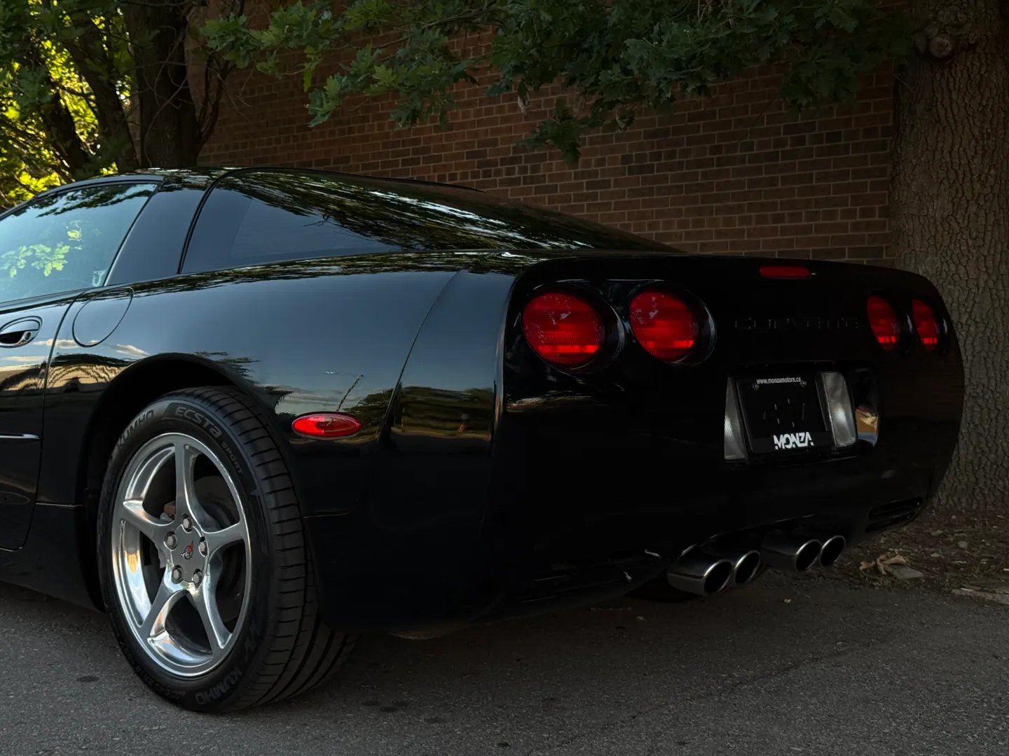 Chevrolet Corvette Coupe Targa Top Automatic — photo 24