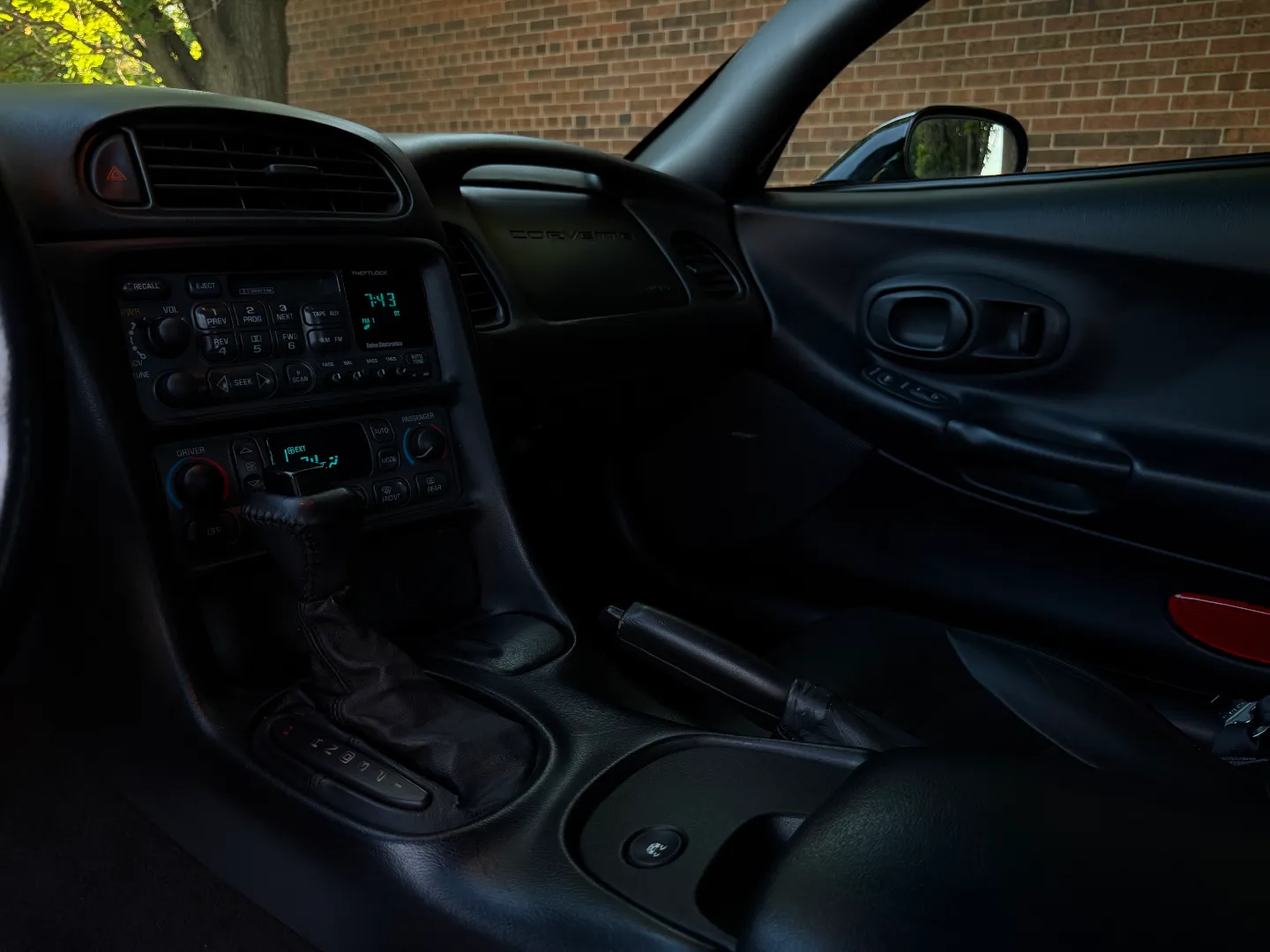 Chevrolet Corvette Coupe Targa Top Automatic — photo 44
