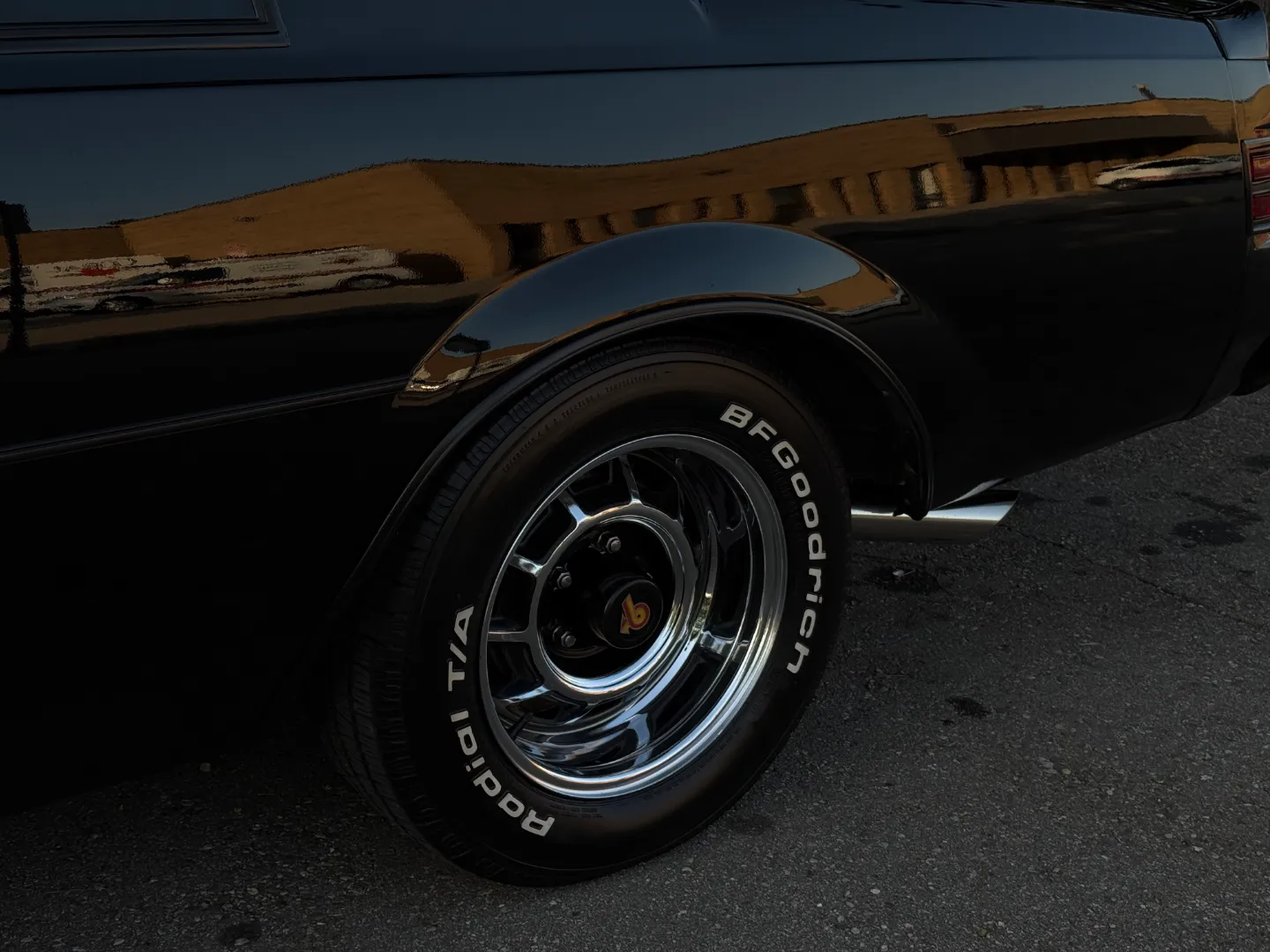 Buick Grand National T-Top — photo 16