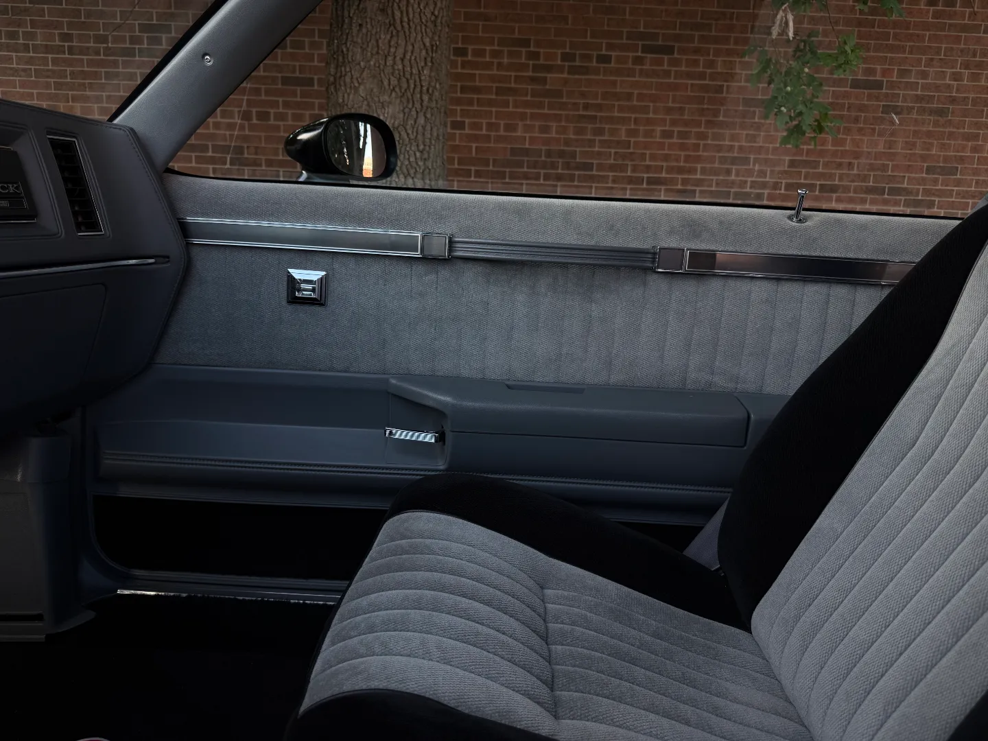 Buick Grand National T-Top — photo 64