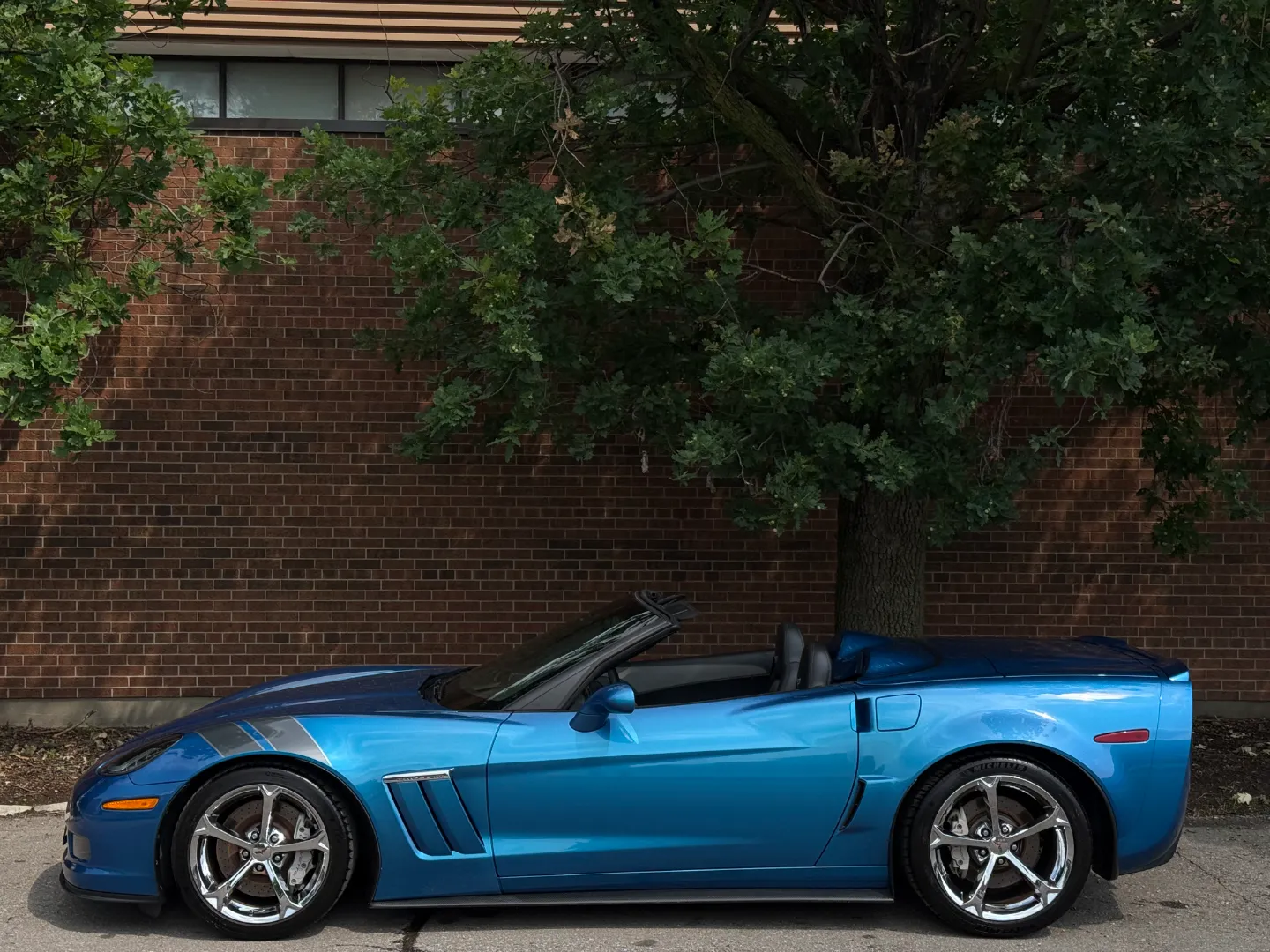 Chevrolet Corvette Grand Sport 4LT 6 Speed Manual Convertible — photo 10