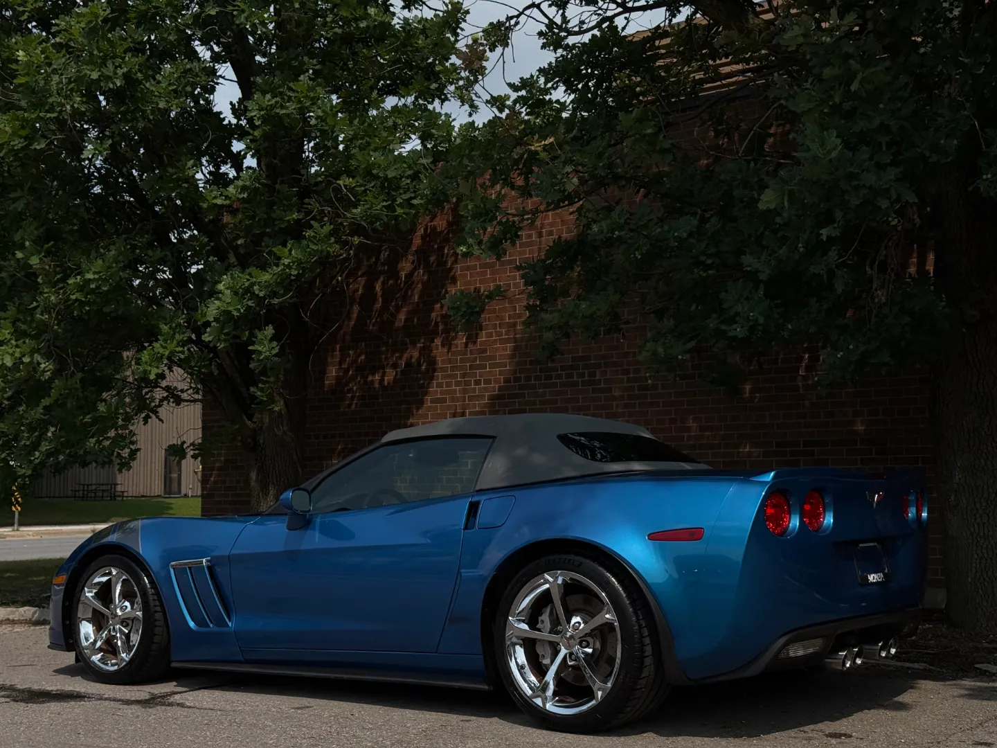 Chevrolet Corvette Grand Sport 4LT 6 Speed Manual Convertible — photo 37