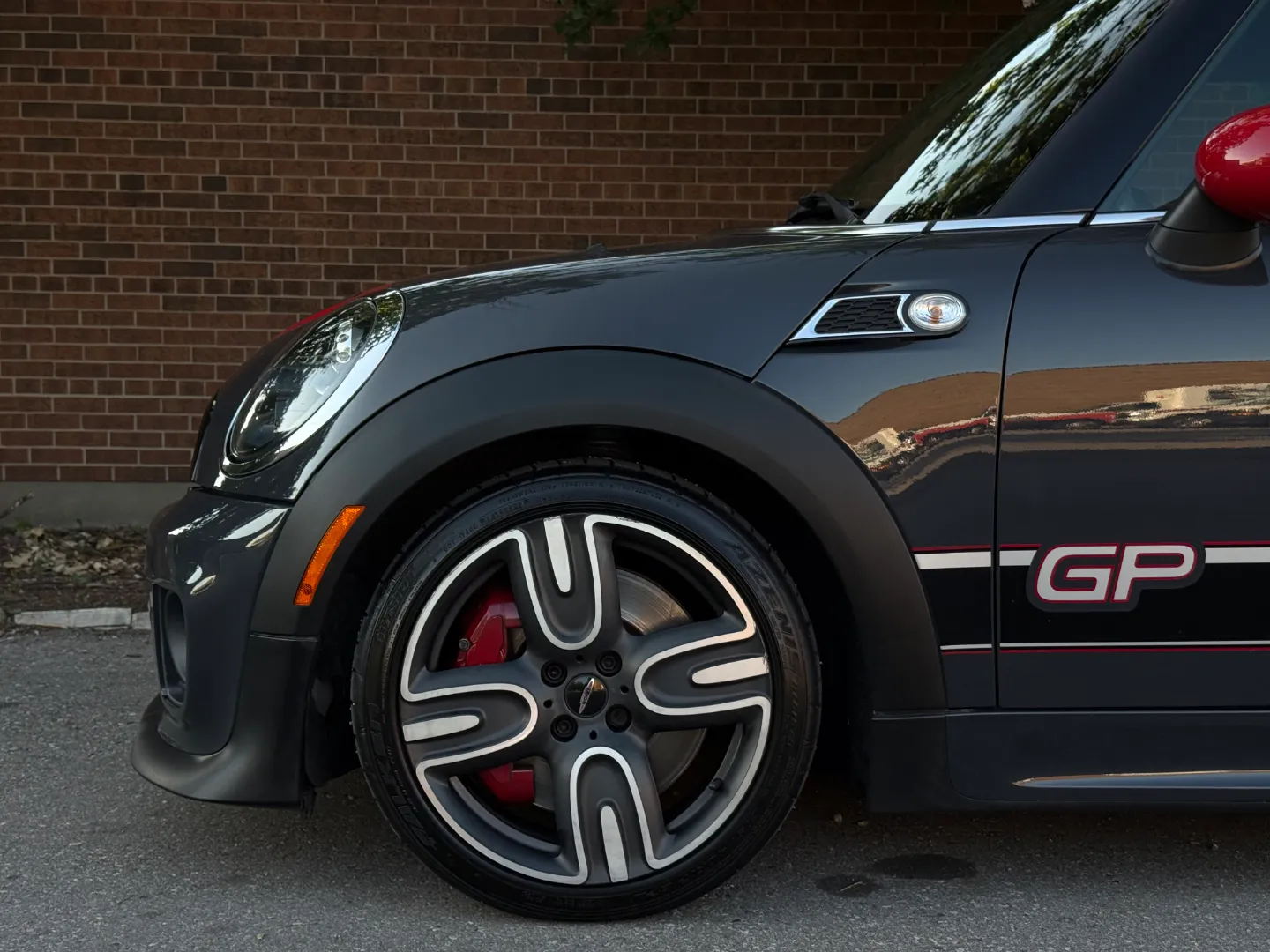 Mini Cooper John Cooper Works GP 1/2000 Produced — photo 13