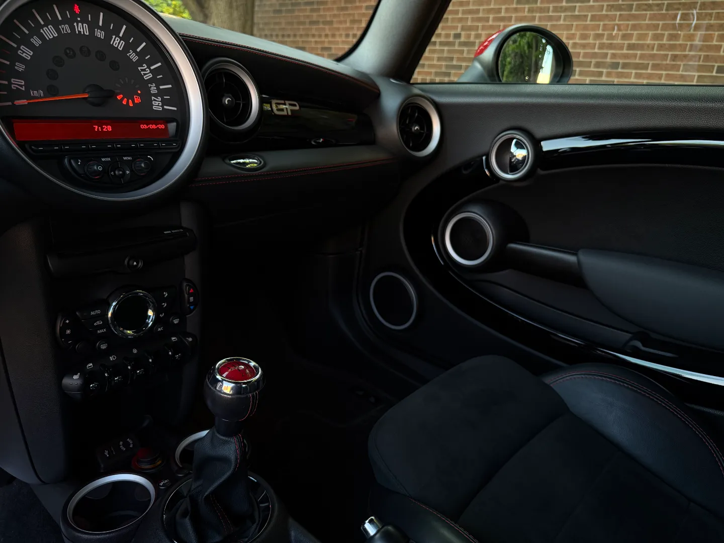 Mini Cooper John Cooper Works GP 1/2000 Produced — photo 49