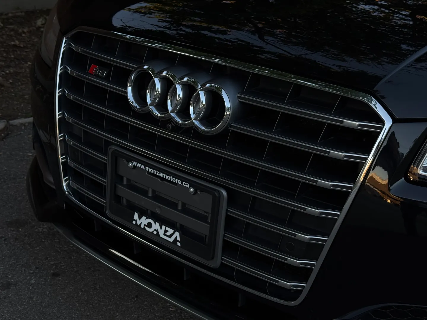 Audi S8  — photo 8