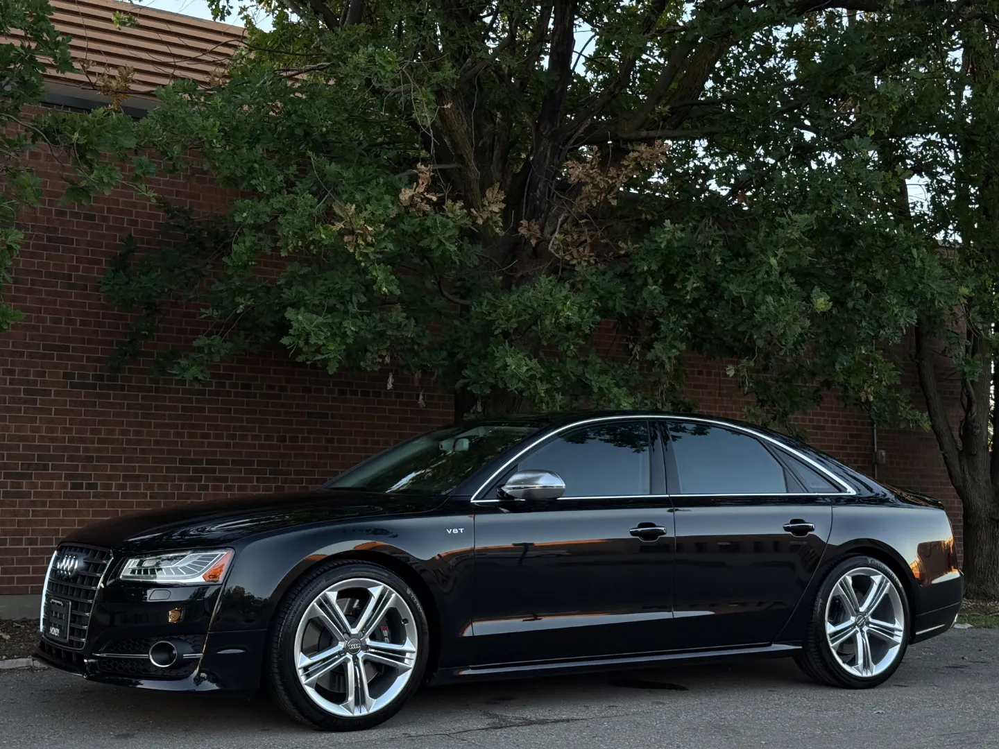 Audi S8  — photo 10