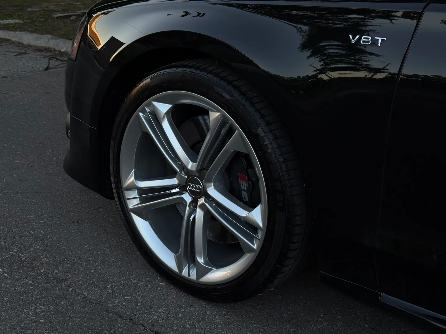 Audi S8  — photo 15