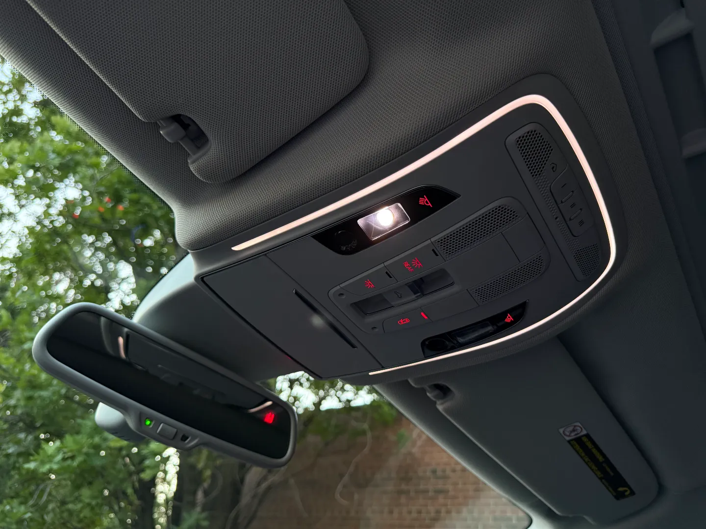 Audi S8  — photo 66