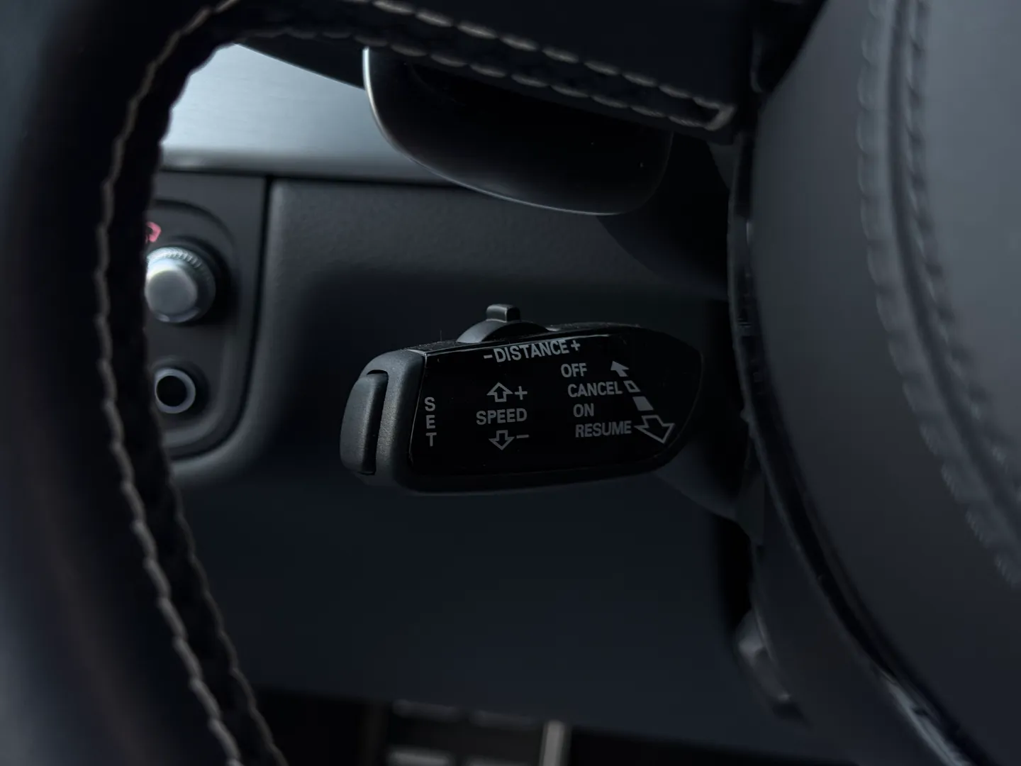Audi S8  — photo 86
