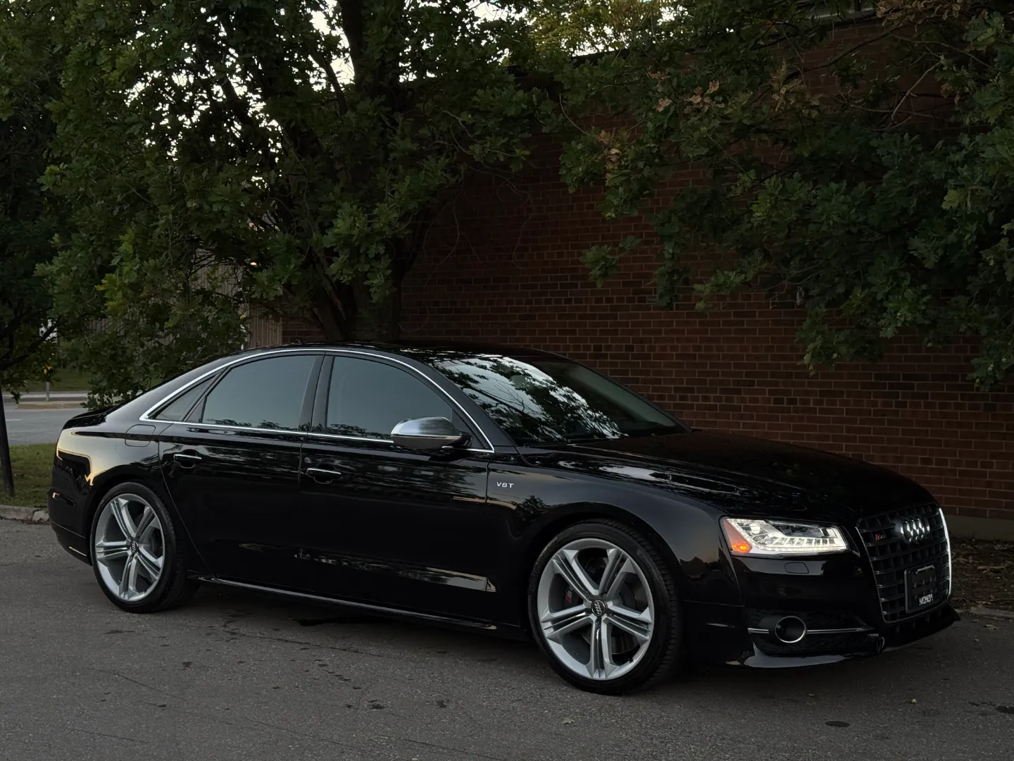 Audi S8  — photo 108