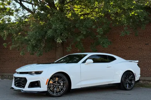 Cover image of 2021 CHEVROLET CAMARO