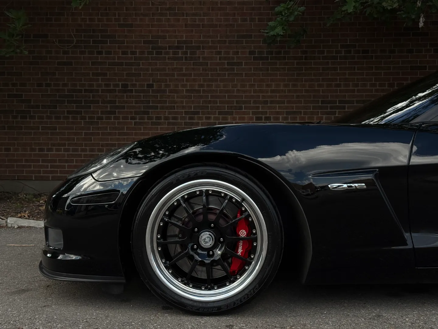 Chevrolet Corvette Z06 — photo 12