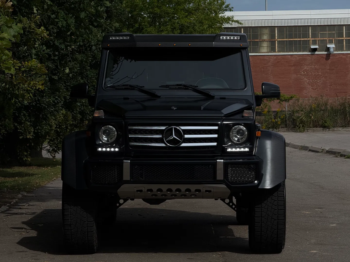 Mercedes Benz G550 4x4 Squared  — photo 4