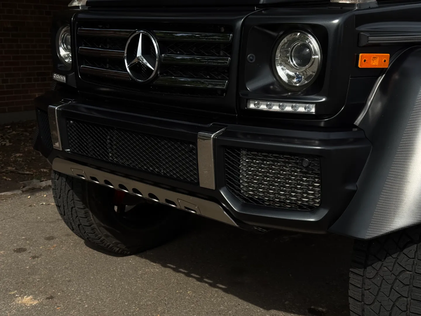 Mercedes Benz G550 4x4 Squared  — photo 8