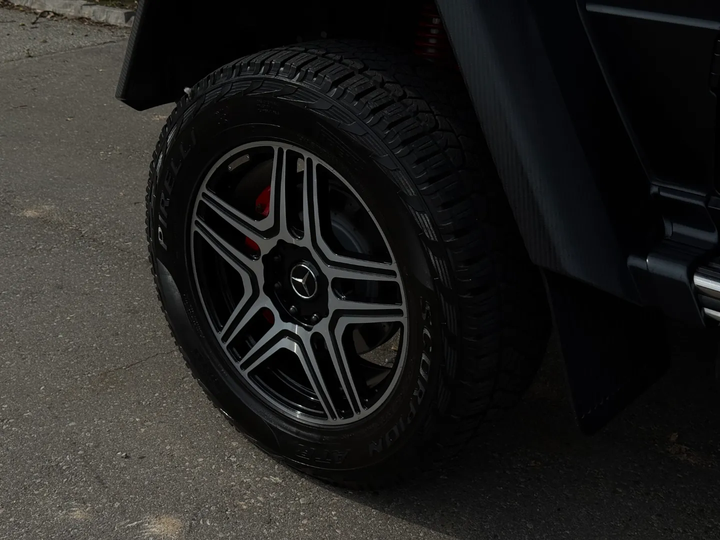 Mercedes Benz G550 4x4 Squared  — photo 14