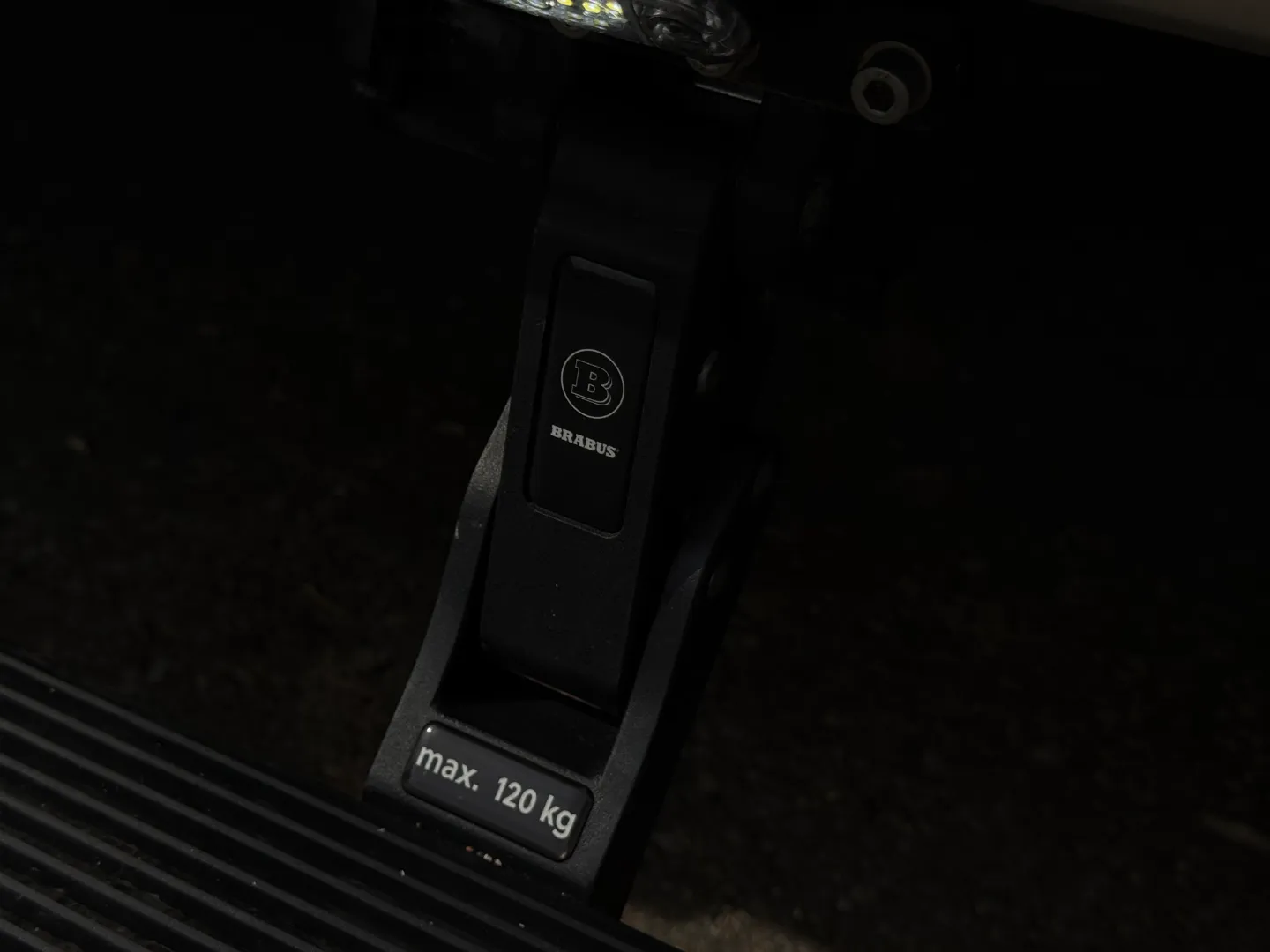 Mercedes Benz G550 4x4 Squared  — photo 29
