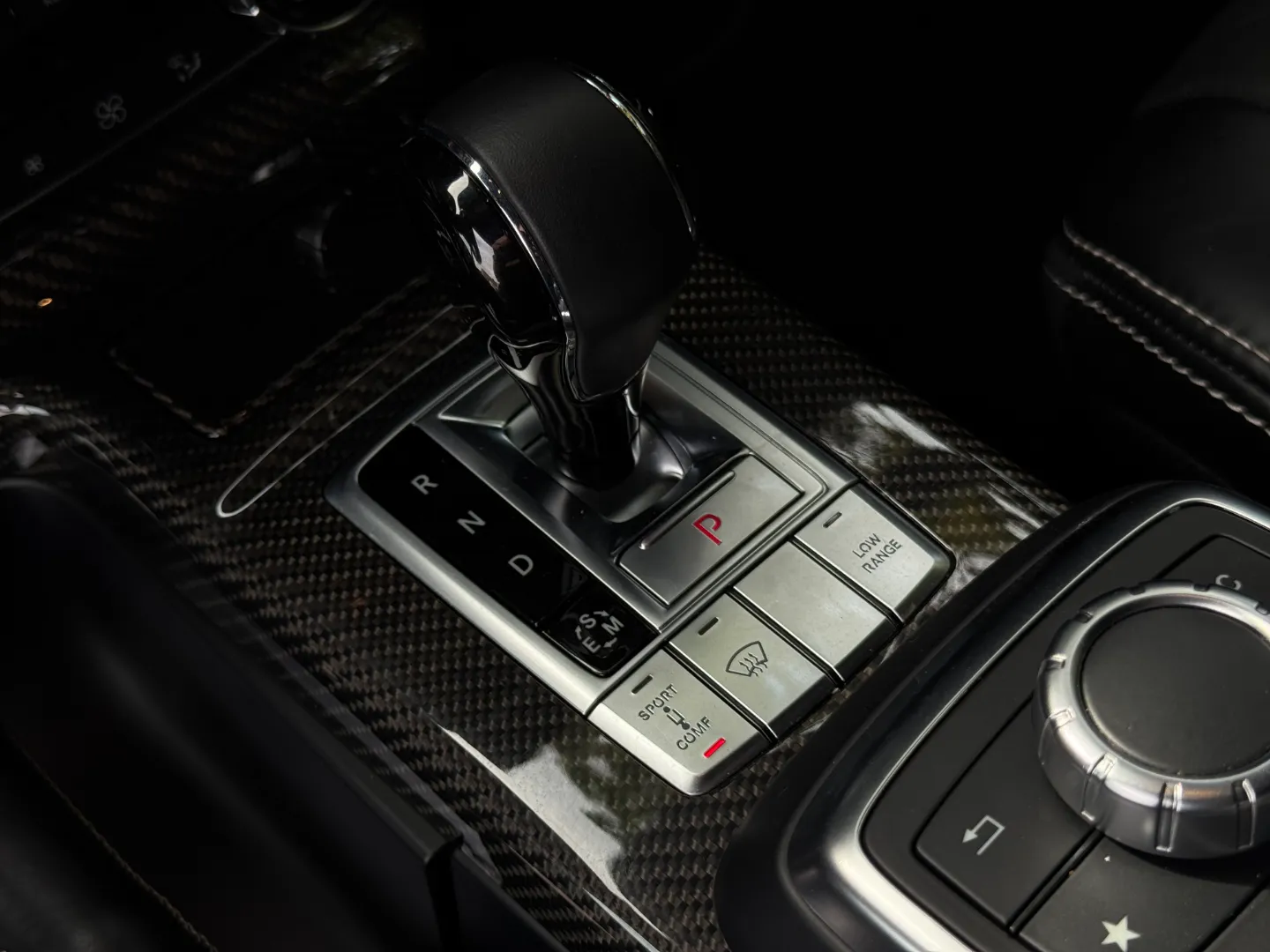 Mercedes Benz G550 4x4 Squared  — photo 57