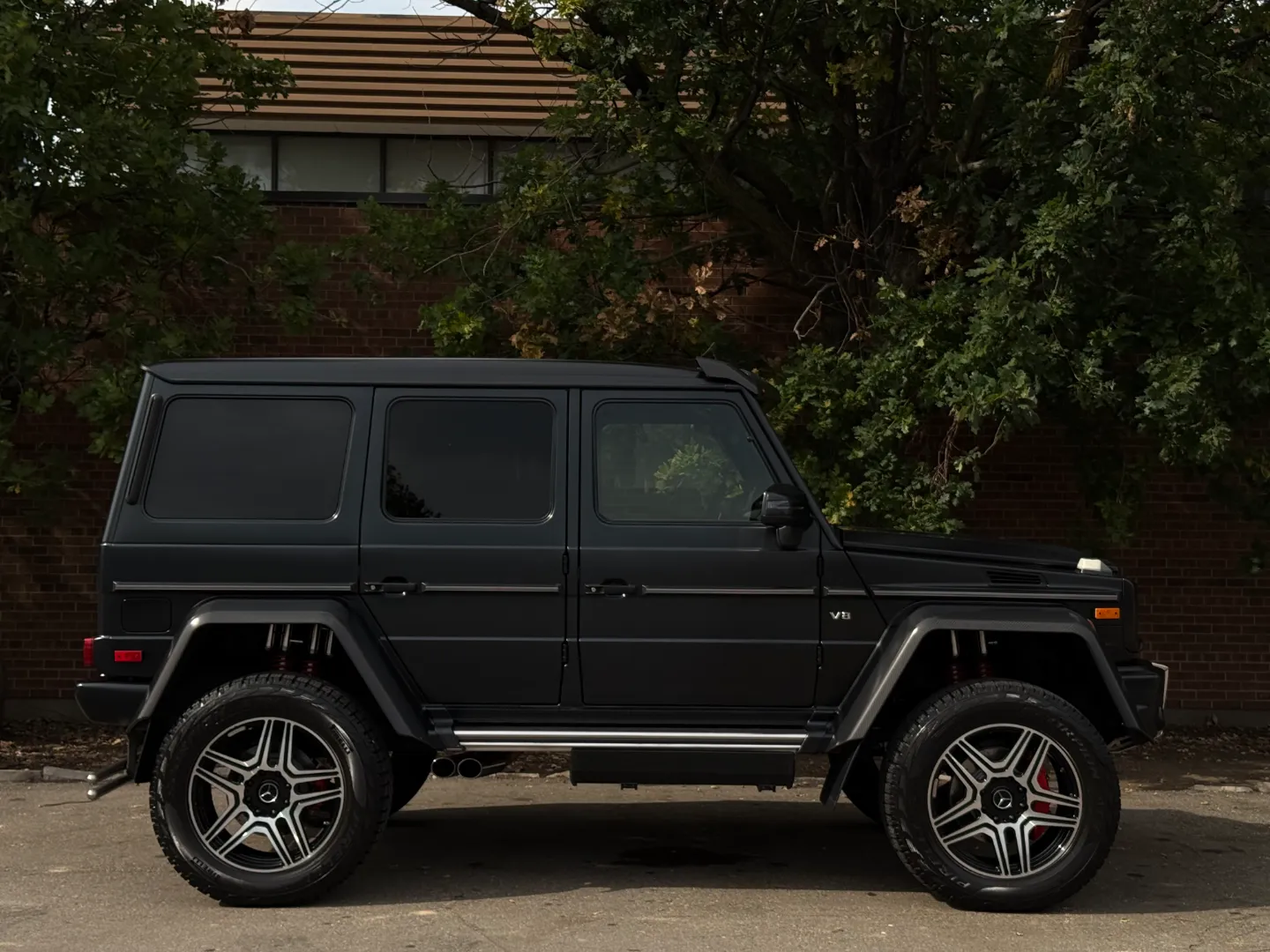 Mercedes Benz G550 4x4 Squared  — photo 93
