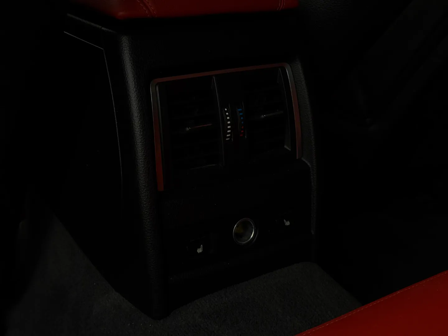 BMW M3 Competition DCT  — photo 90