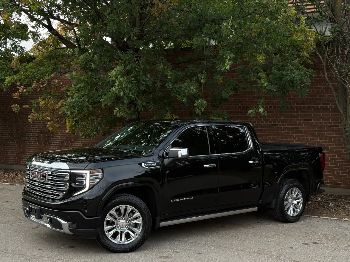 GMC Sierra 1500 Denali Crew — photo 2