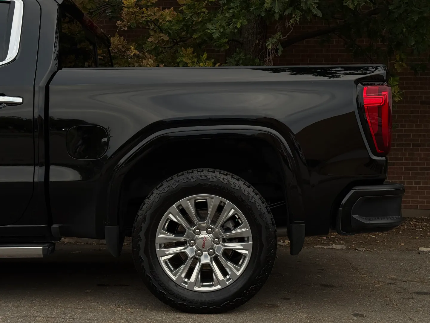 GMC Sierra 1500 Denali Crew — photo 14