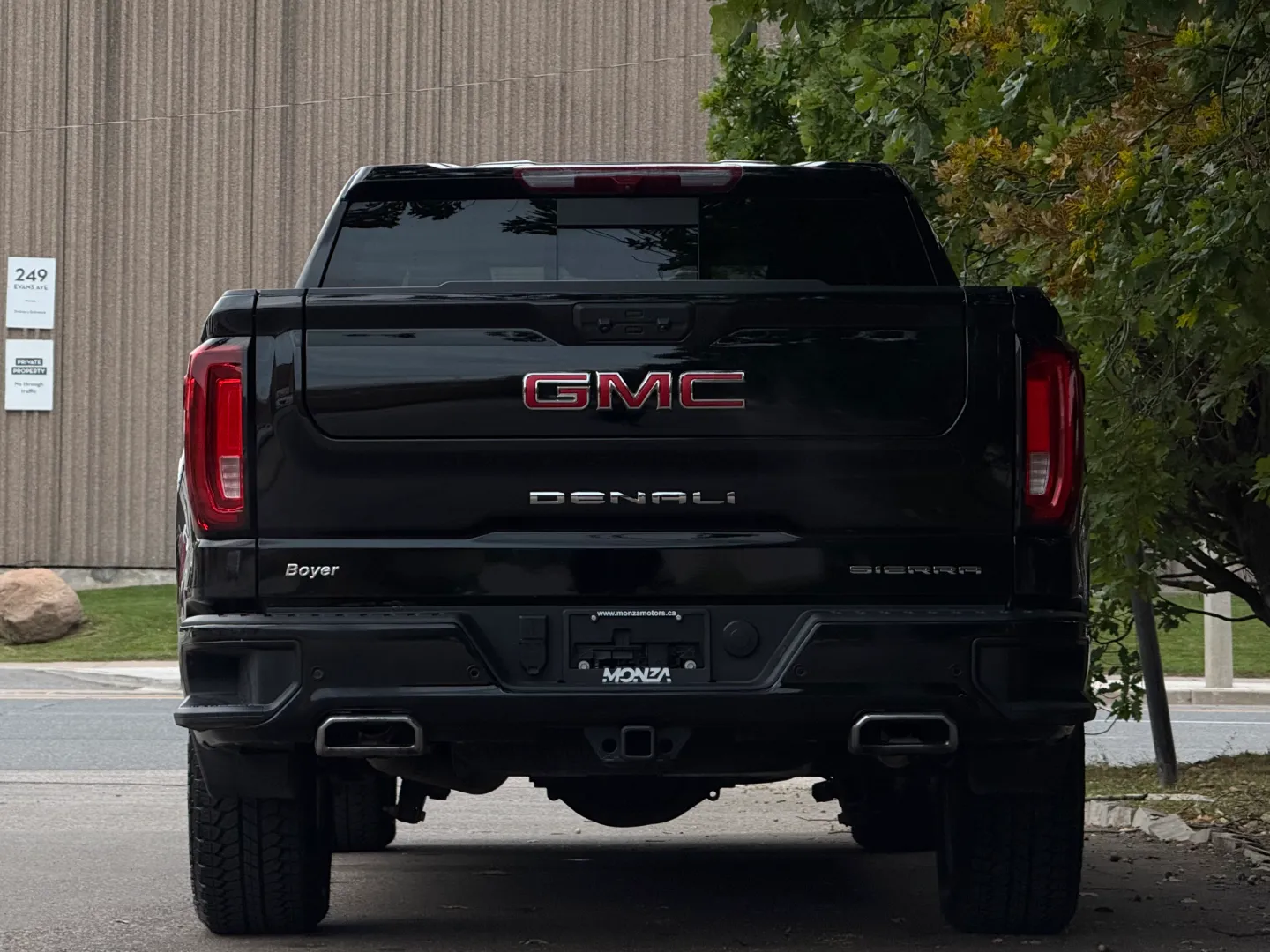 GMC Sierra 1500 Denali Crew — photo 23