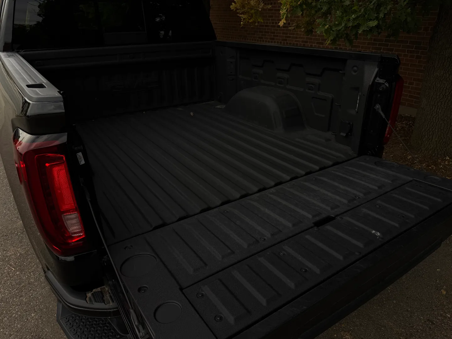 GMC Sierra 1500 Denali Crew — photo 28